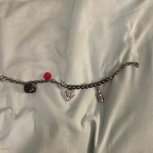Swarovski pirates of the Caribbean bracelet no box